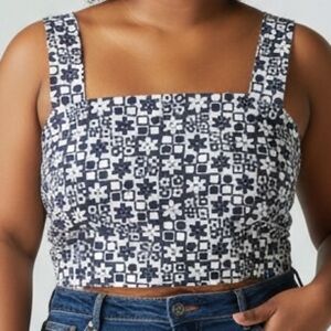 Elodie Navy White Daisy Print Textured Fabric Crop Top Size XL